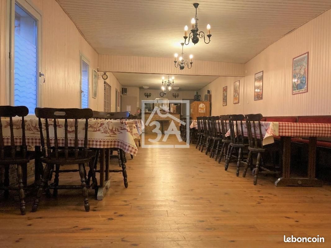 Local commercial 350 m² · à Bailleul · 350 m² · 351 980 €