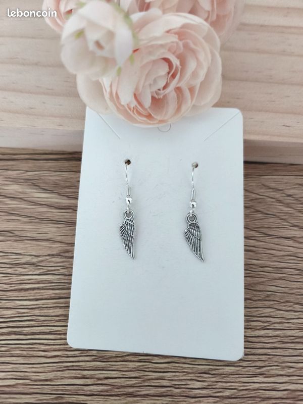🌿 Boucles d'oreilles pendantes argentees ailes d'ange (image 1)
