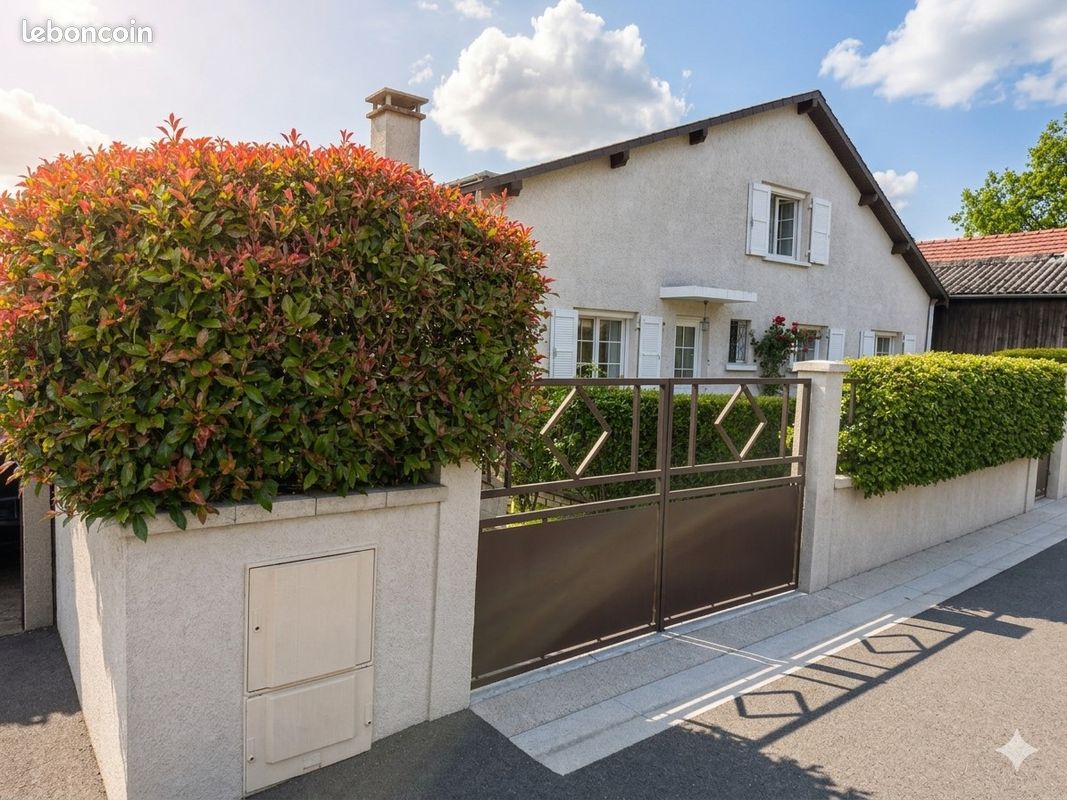 Maison 6 pièces 120 m² · à Charleville-Mézières · 120 m² · 166 000 €