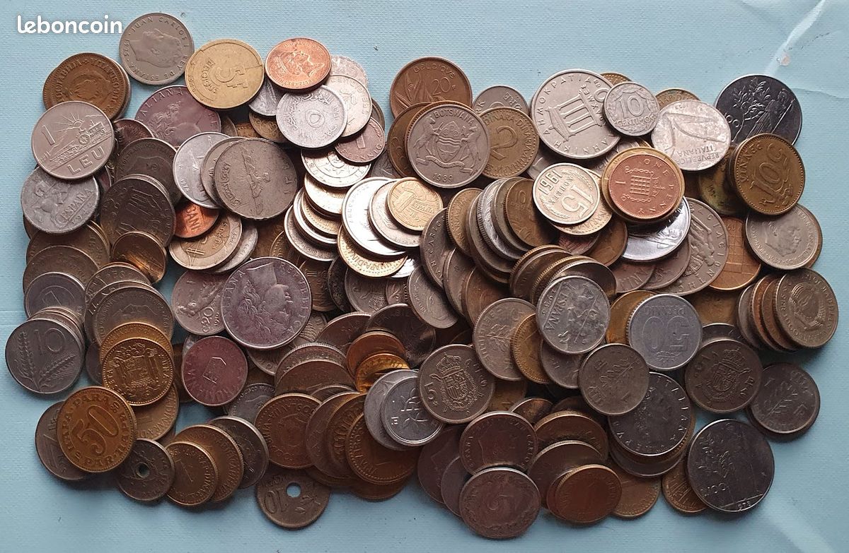 250 pièces monnaie étrangère - Collection