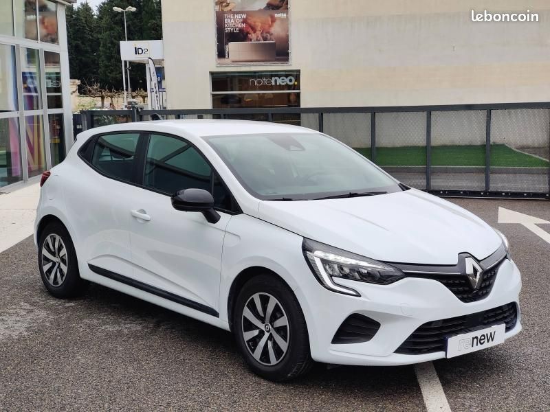 Renault Clio 1.6 E-Tech hybride 145ch Equilibre (image 6)