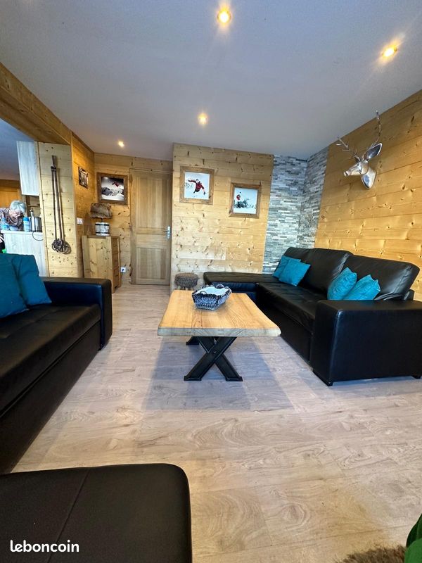 Appartement 8 pièces 90 m² · à Les Belleville · 90 m² · 1 095 000 €