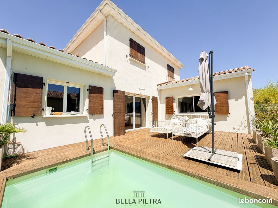 Maison 4 pièces 94 m² · à Sussargues · 94 m² · 465 000 €