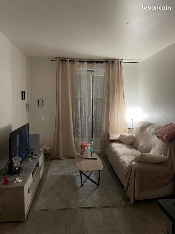 Appartement 2 pièces 32 m² · à Neuilly-sur-Marne · 32 m² · 950 €/mois