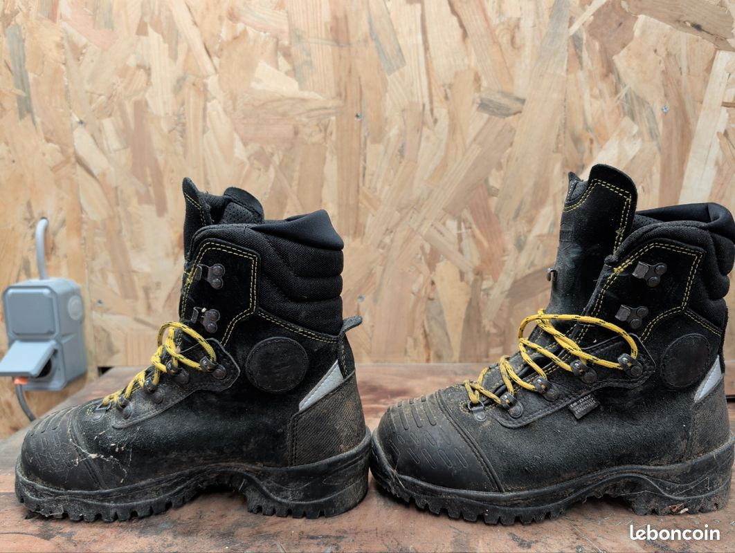 Chaussures anti coupure Solidur Ontario bûcheron tronçonneuse EPI