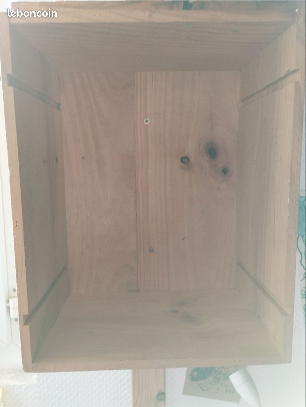Recherche caisses en bois (image 2)