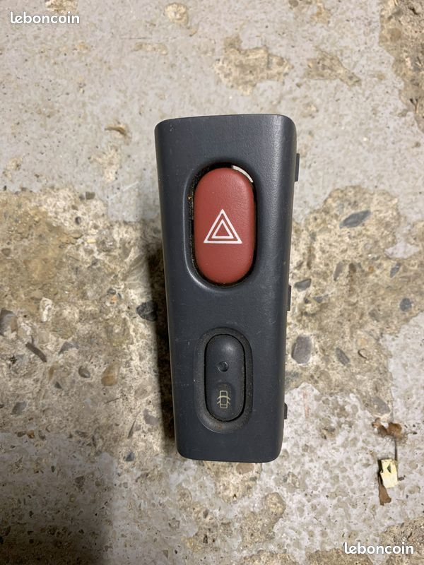 Interrupteur De Warning Pour Renault Laguna 2 - Bouton Poussoir POLCAR, Réf. 6037P-30 Et Multiples OEM