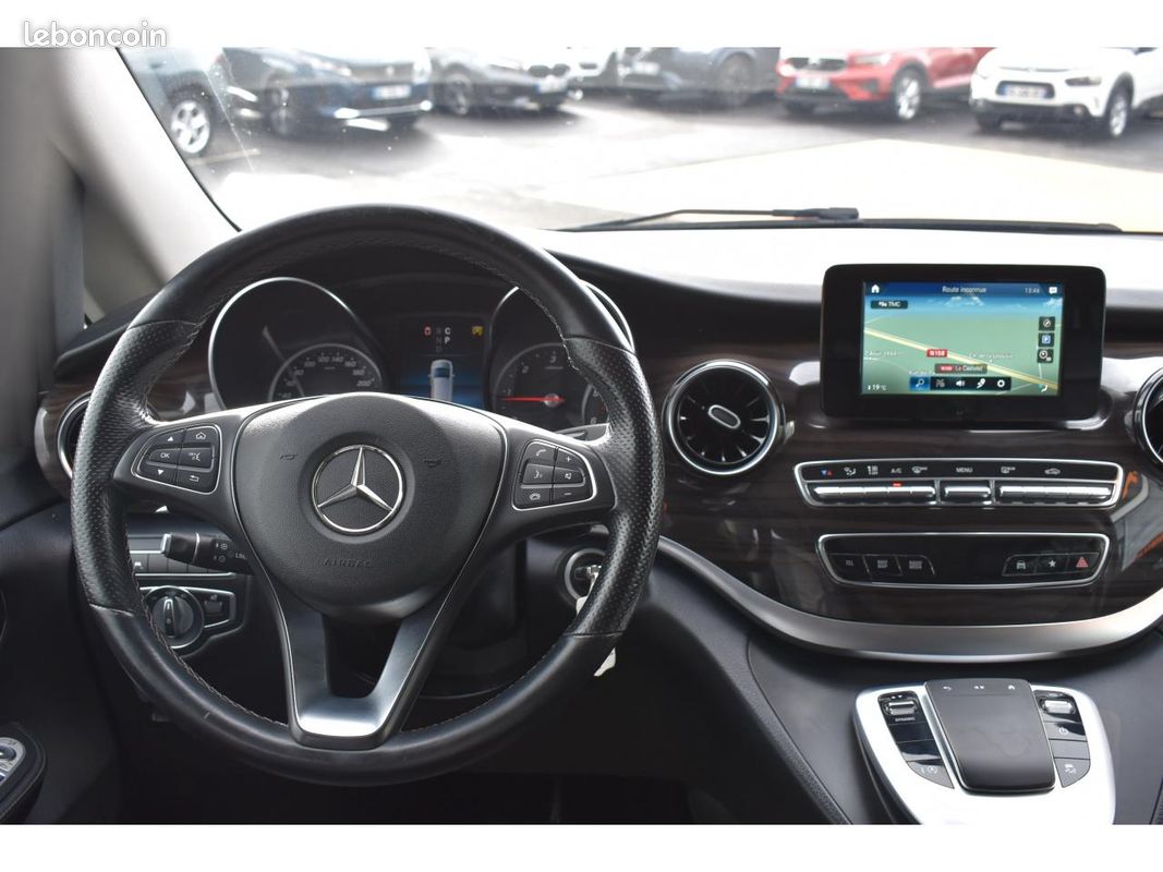 MERCEDES CLASSE V Extra-Long 220 d 9G-TRONIC Avantgarde 4MATIC (image 7)