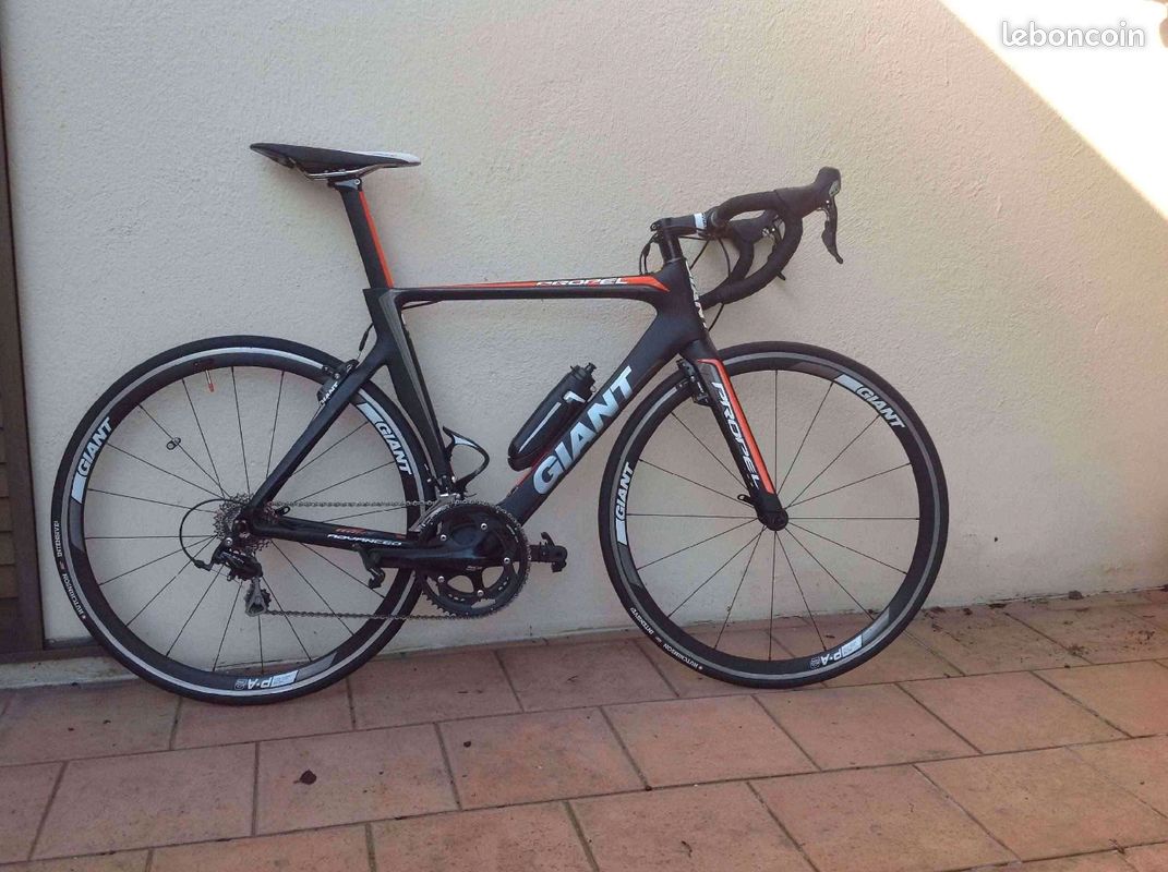 Giant propel advence 3 (image 1)