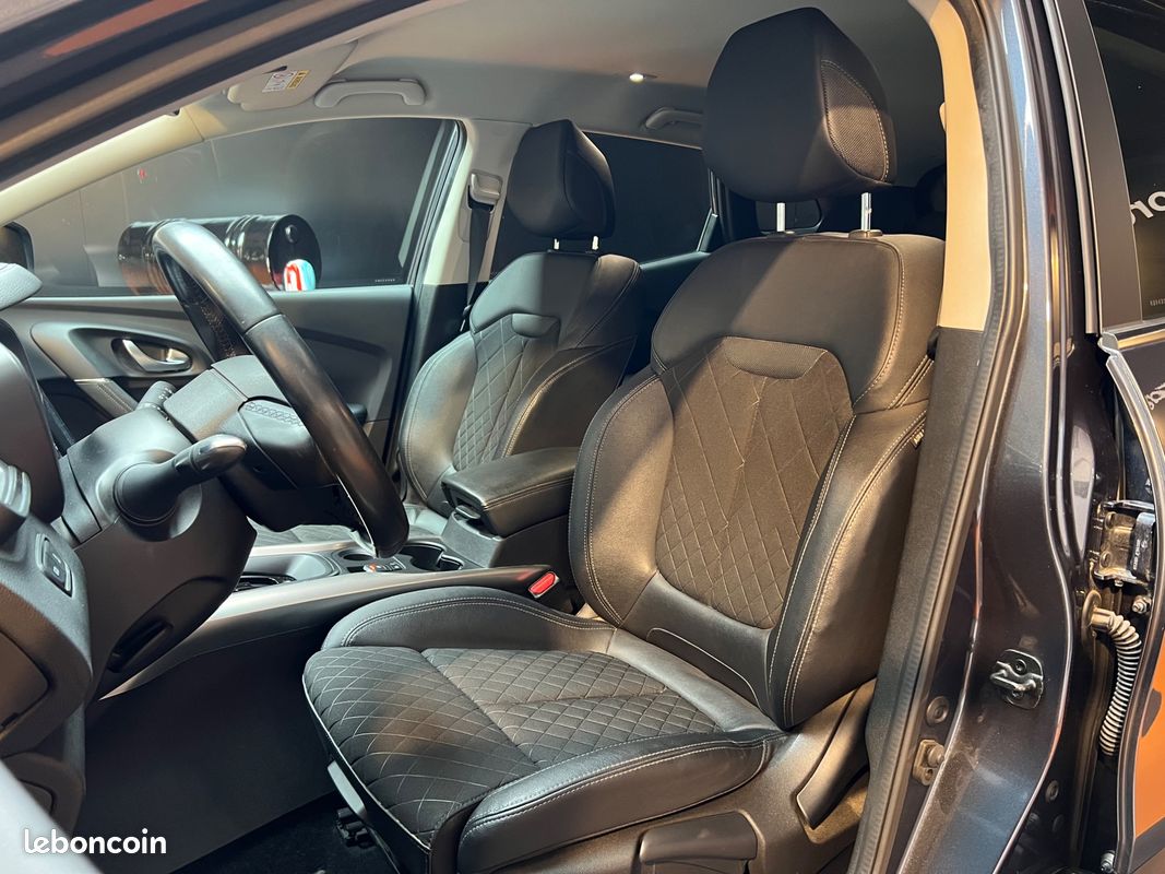Renault kadjar 1.3 tce 160 intens edc bva / attelage / detecteurs angles morts / applecarplay / bose (image 5)