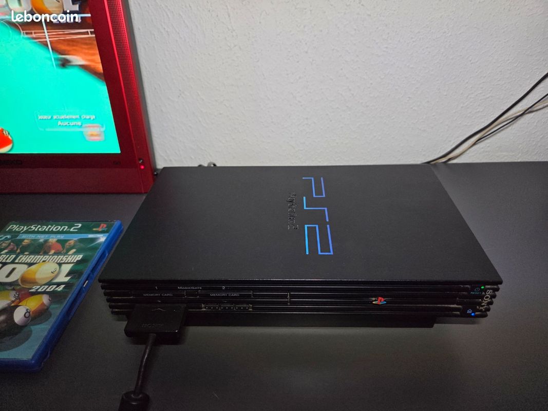 Lot PS2 Fat + Manette + Carte mémoire + Jeu (image 2)
