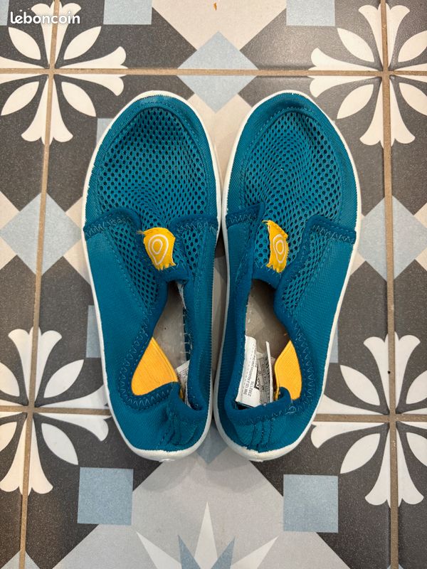 Chaussures aquatiques Enfant Aquashoes 120 Junior turquoise