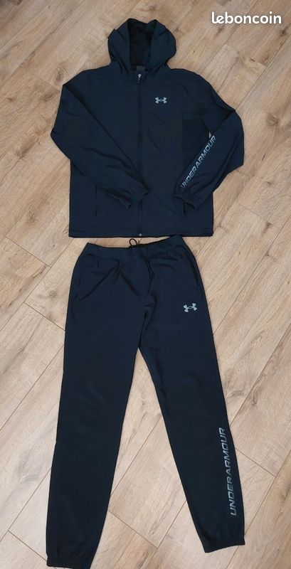 Ensemble jogging Under Armour Noir (image 1)