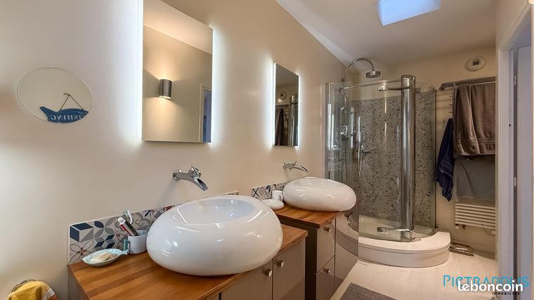 Maison 7 pièces 295 m² — 13