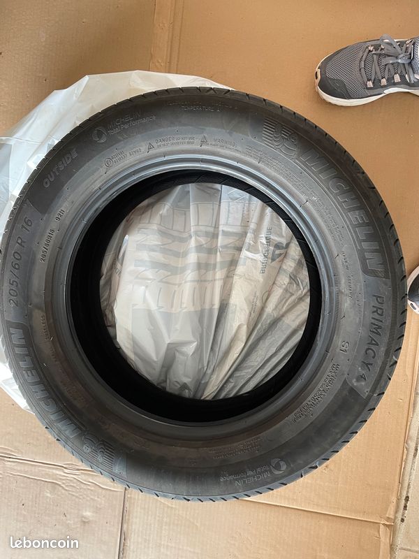 Pneus Michelin moitié usage (image 1)