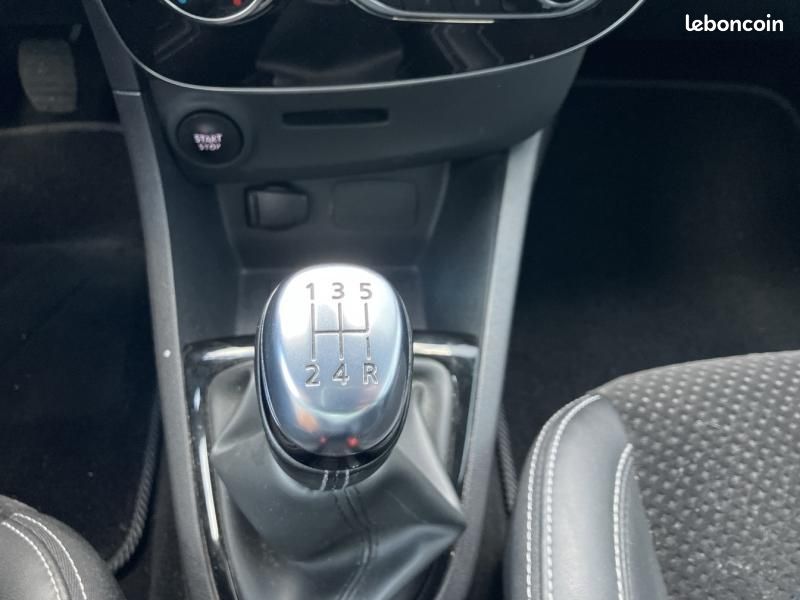 Renault Clio 1.5 dCi 90ch energy Intens 5p (image 17)