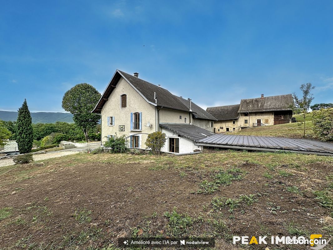 Maison 7 pièces 196 m² · à Saint-Eusèbe · 196 m² · 479 000 €