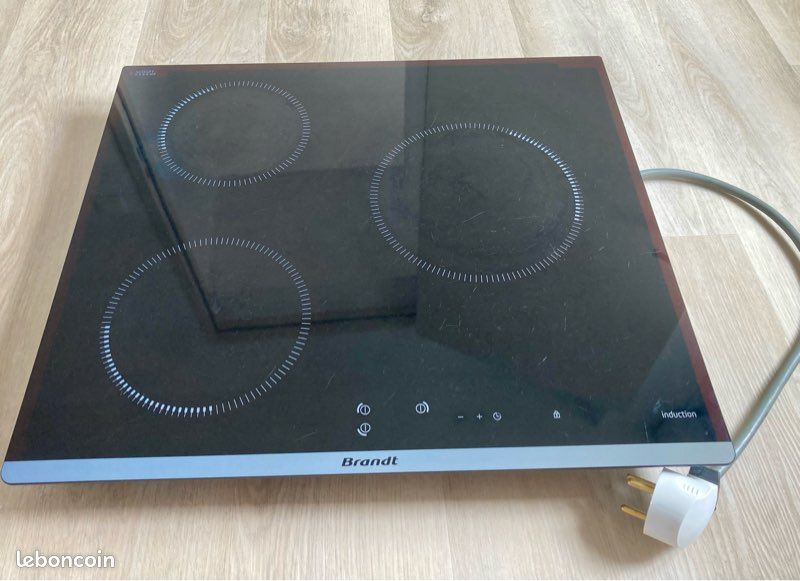 Sitemapcdatahttpsmodeinf Inetcomplaque Induction Brandt 3 Feux