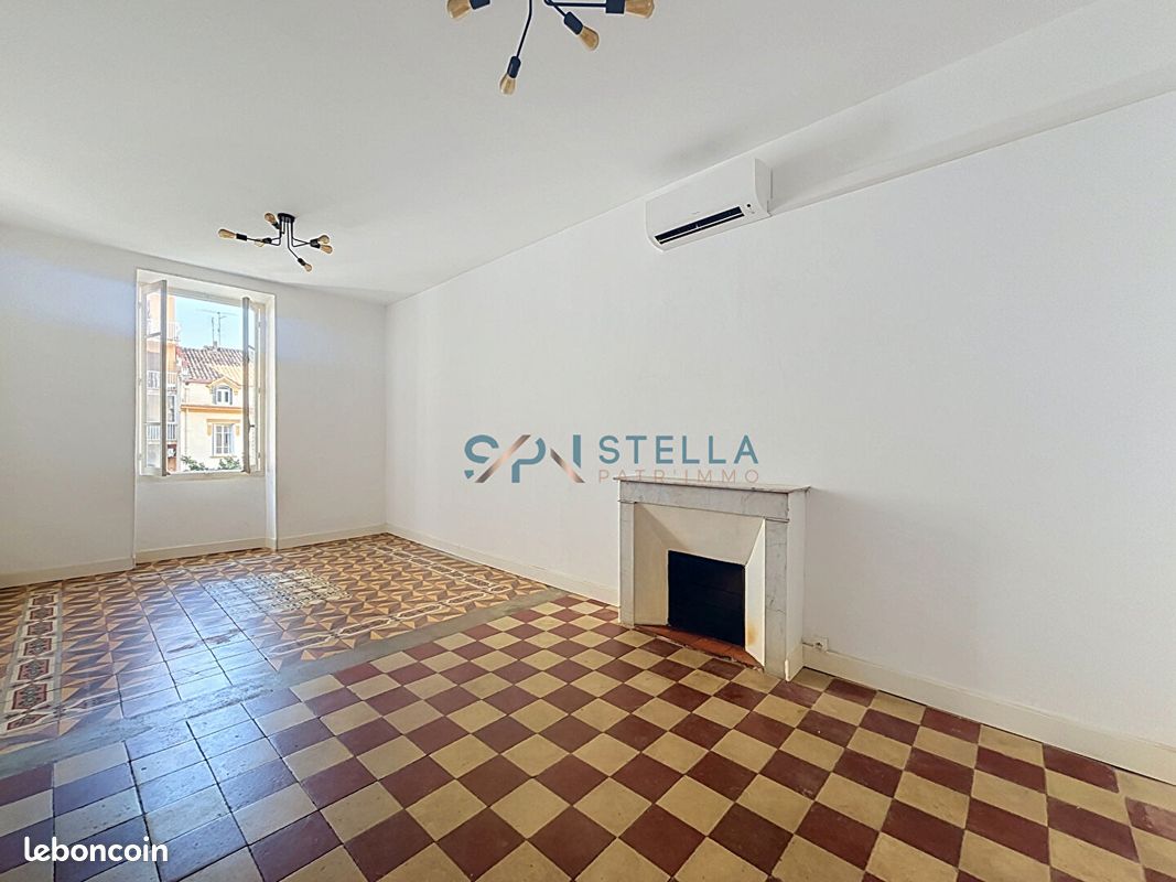 Appartement 3 pièces 75 m² · à Ajaccio · 75 m² · 1 050 €