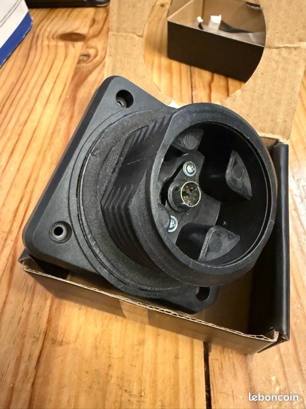 Adaptateur Thrustmaster (image 1)