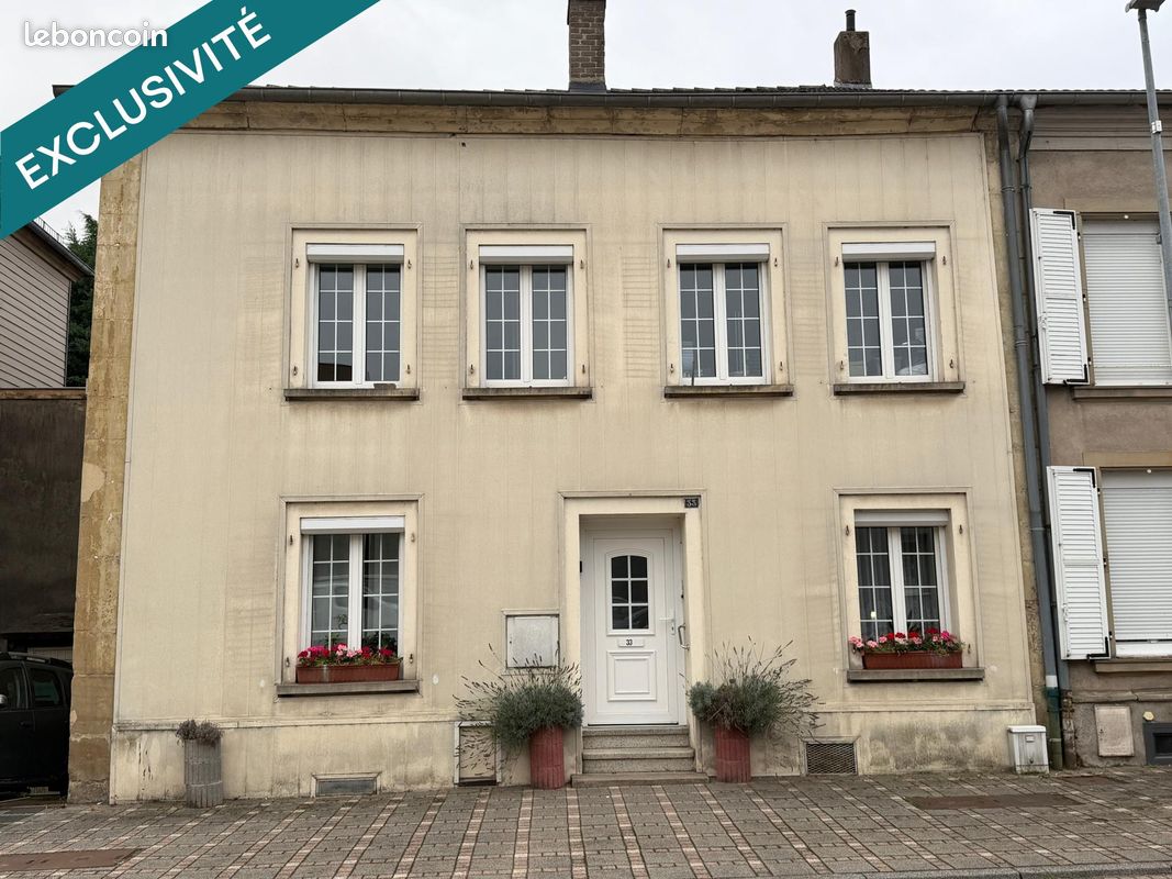 Maison 6 pièces 145 m² · à Longeville-lès-Saint-Avold · 145 m² · 138 000 €