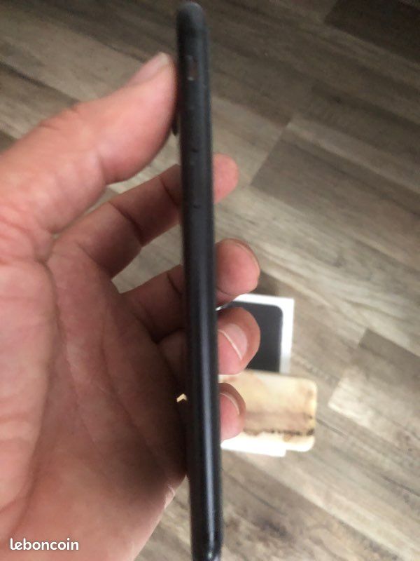 IPhone 7 128go (image 8)