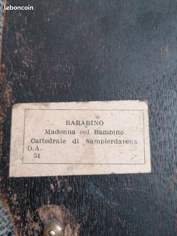 Ancien benitier en bois doré (image 8)