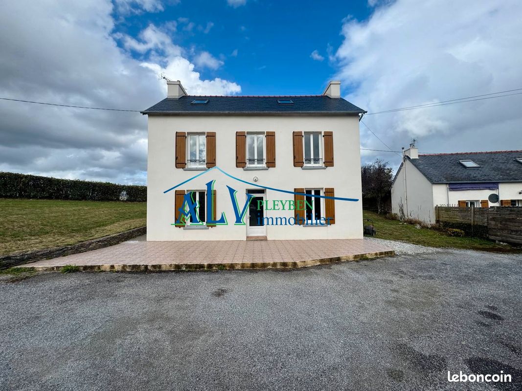 Maison 5 pièces 104 m² · à Pleyben · 104 m² · 715 €/mois