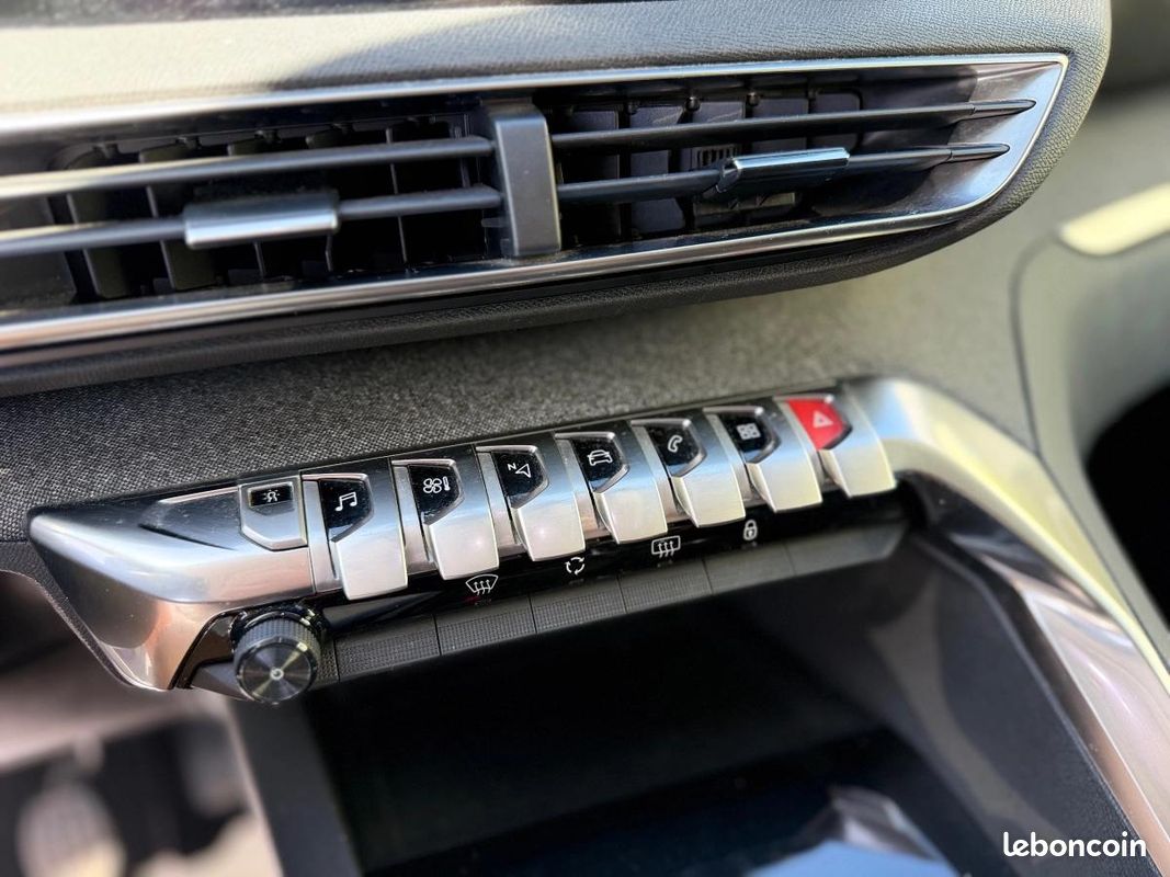 Peugeot 3008 GENERATION-II 2.0 BLUEHDI 150 GT LINE - CARPLAY - COURROIE OK - CAMERA 360 (image 16)
