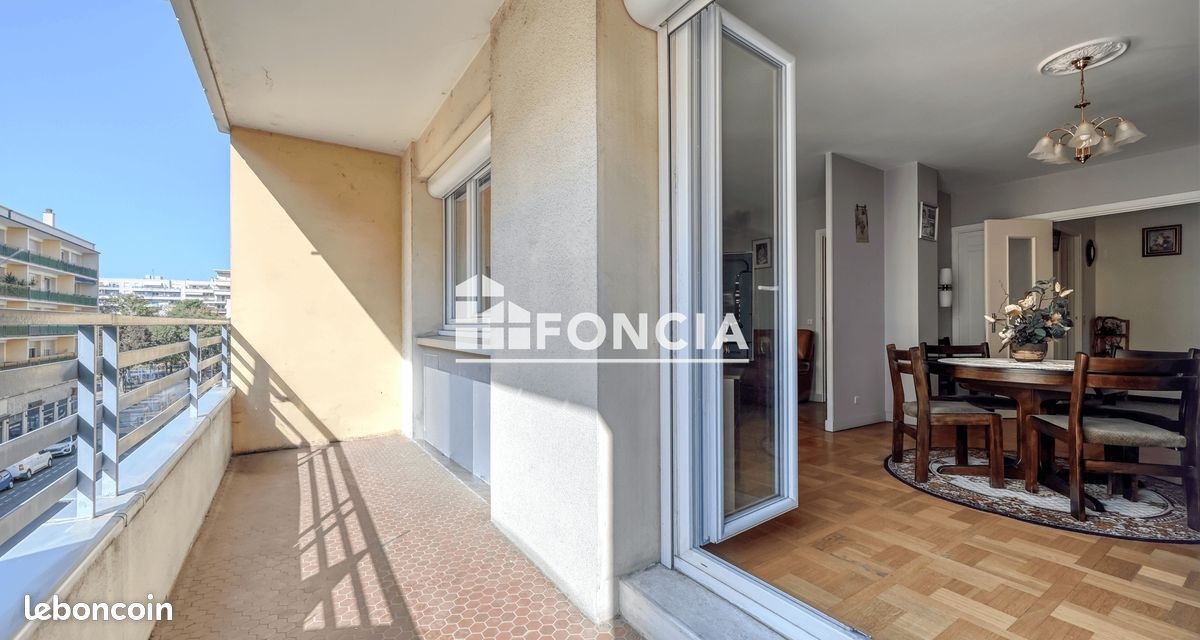 Appartement 4 pièces 117 m² · à Villeurbanne · 117 m² · 315 000 €