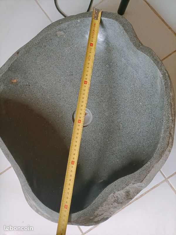Lavabo en pierre (image 4)