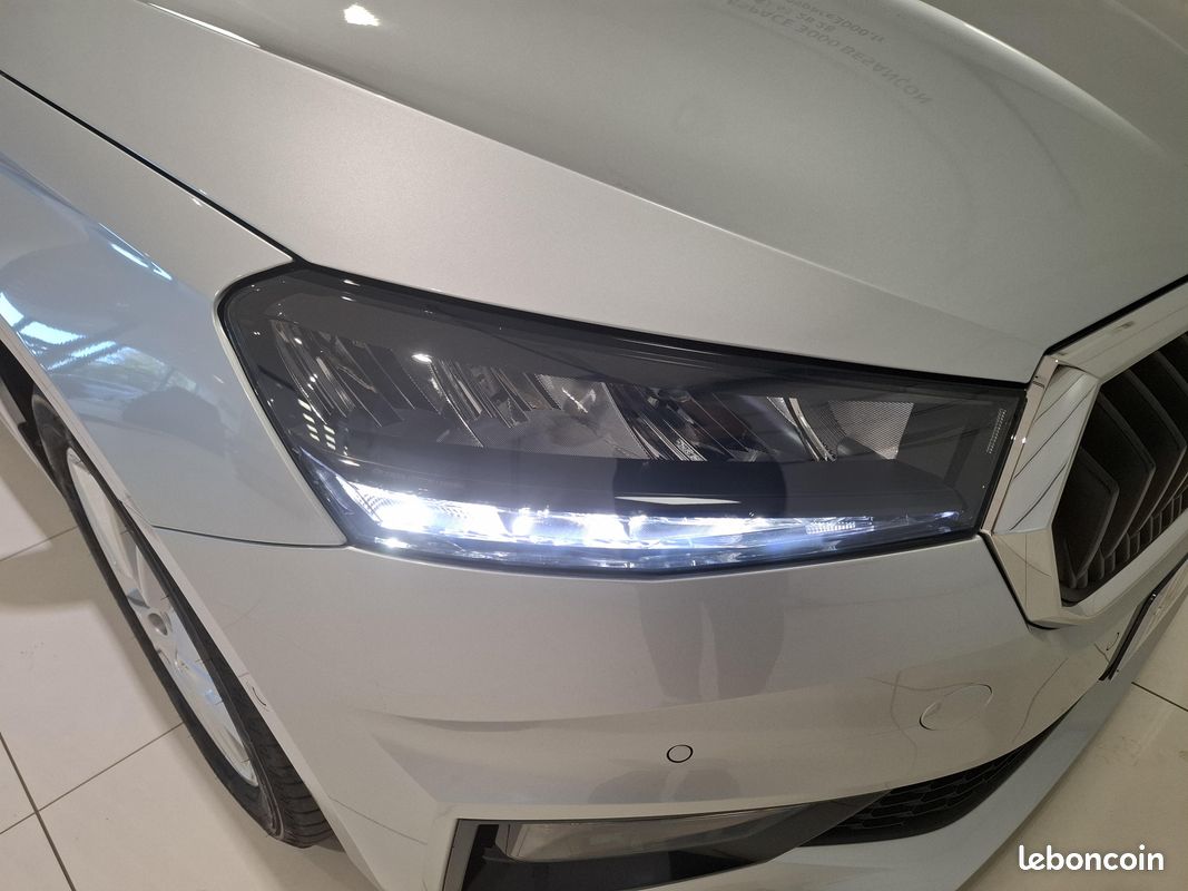 SKODA Fabia 1.0 TSI 116 ch EVO 2 DSG7 Clever Edition (image 22)