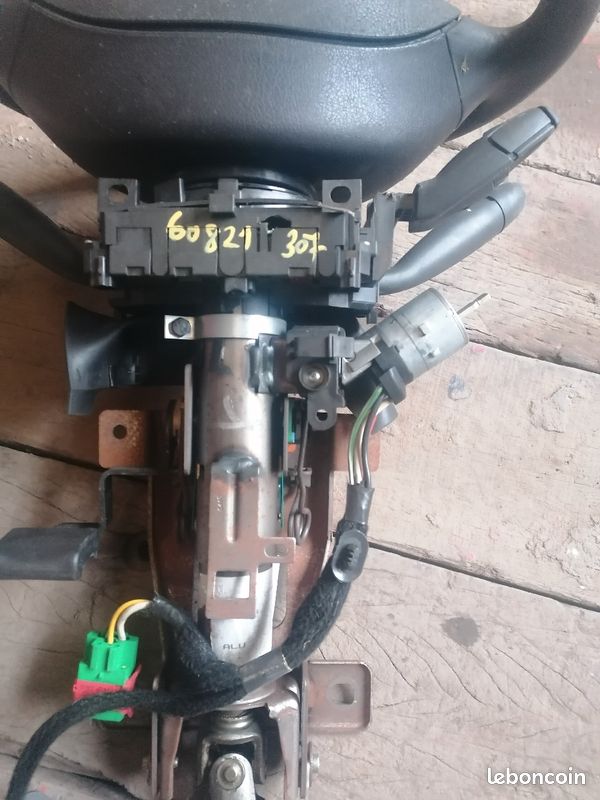 Vend colonne de direction 307 (image 2)