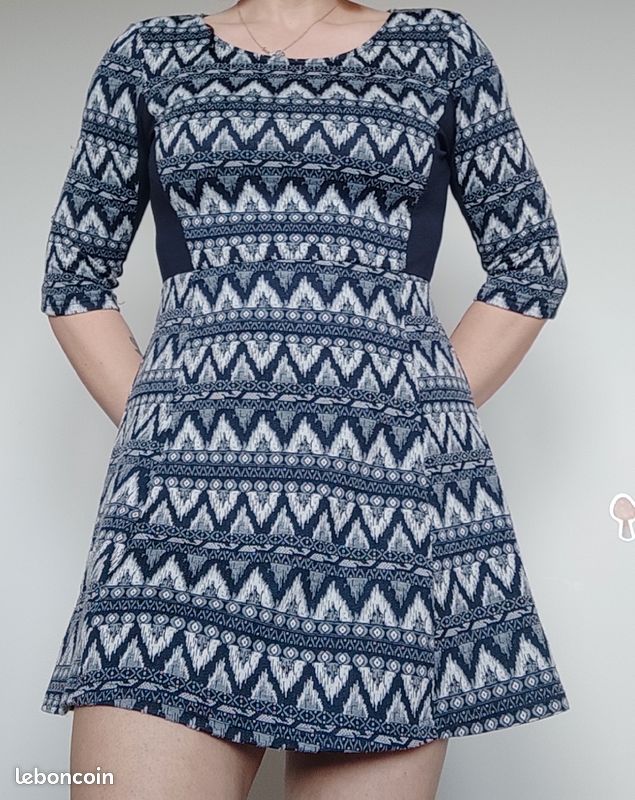 Robe (image 1)