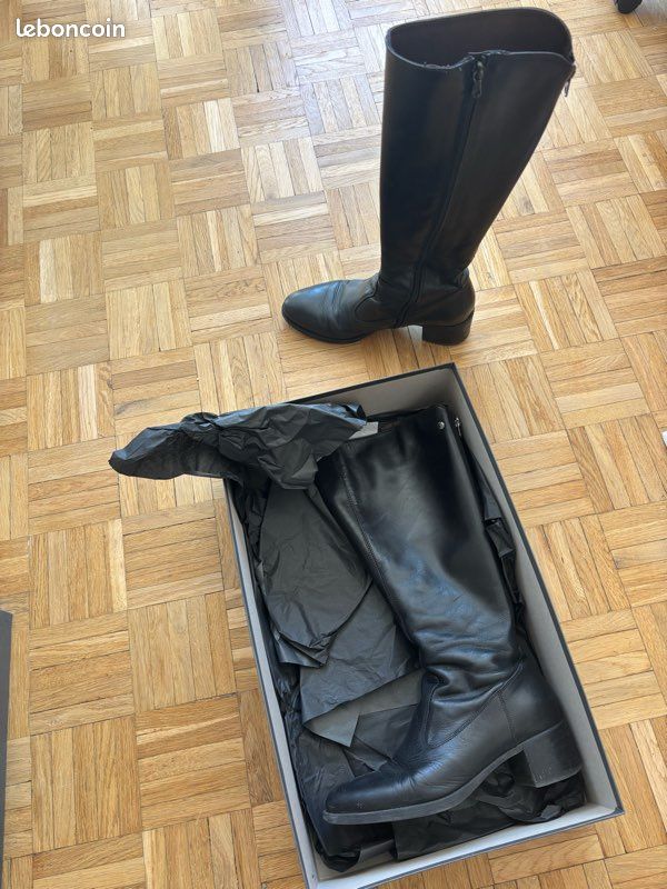 Bottes hautes / cavalière italienne en cuir noir (image 2)