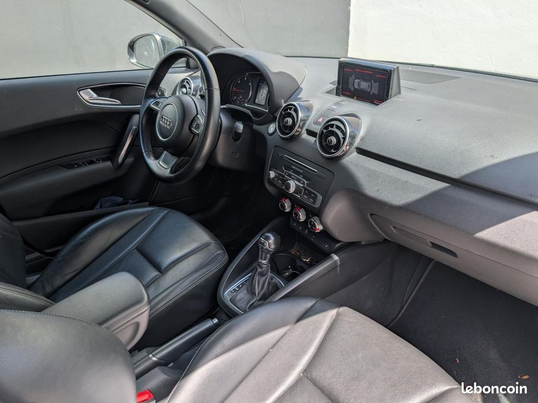 AUDI A1 1.4 TDi 90ch S-Tronic SPORTBACK Ambition Luxe PHASE 2 (image 14)