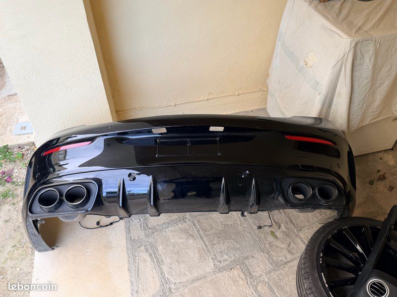 Volant Mercedes amg (image 3)