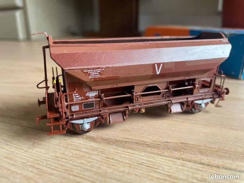 5 Wagons Trix Express Réf 3412 – Plat à Ridelles + 3 Cuves – HO – Vintage Allemagne