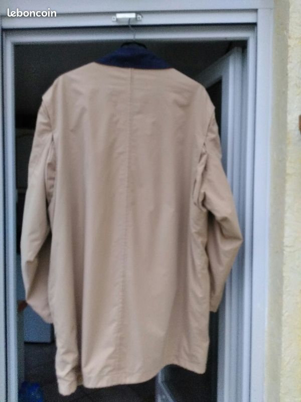 Trench coat (image 6)
