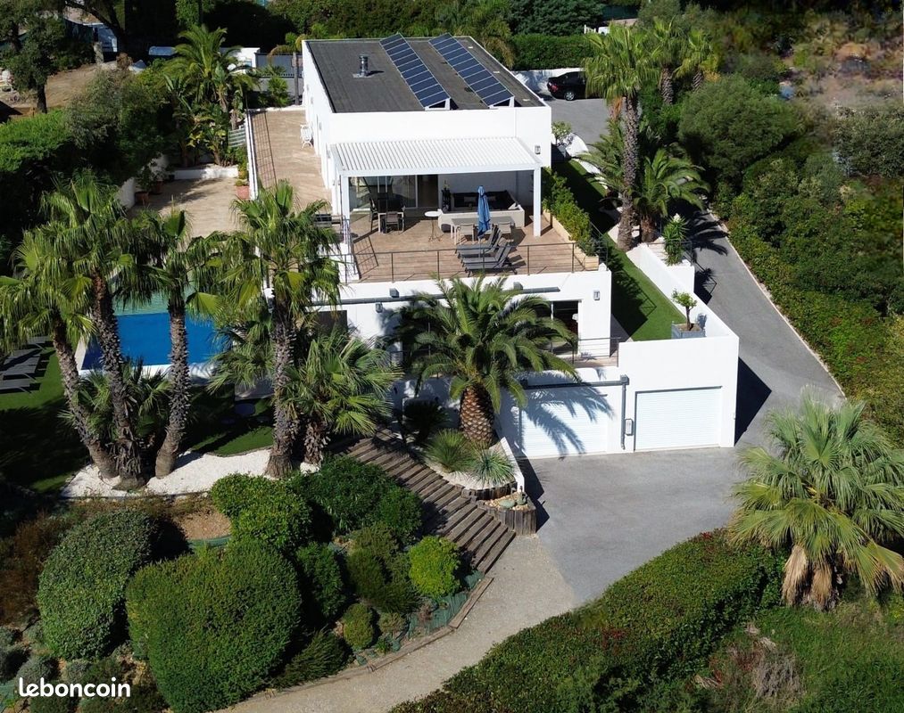Maison 10 pièces 380 m² · à Sainte-Maxime · 380 m² · 2 590 000 €