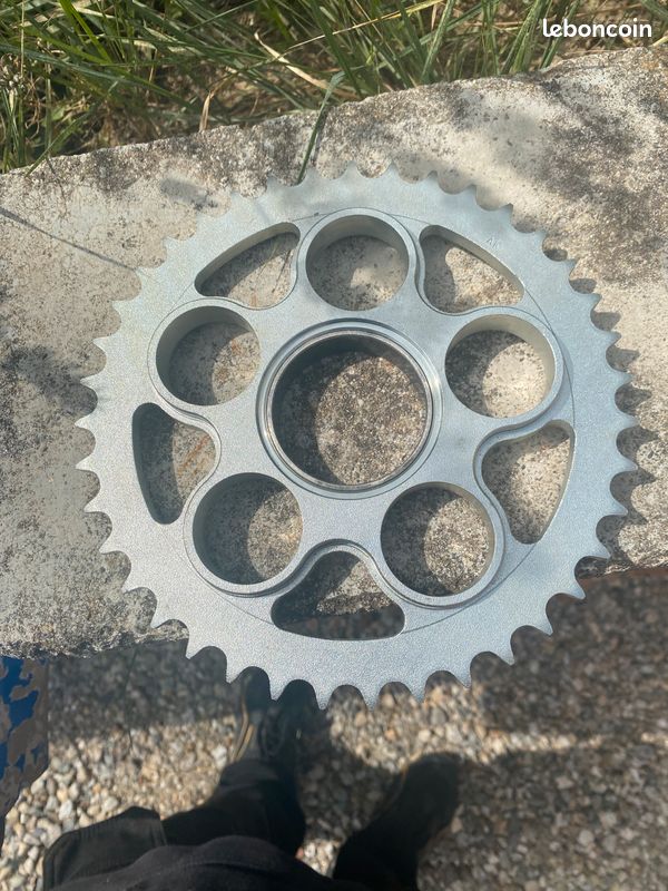 Couronne Ducati 916 (image 1)