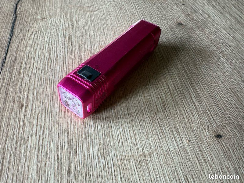 Éclairage knog ef blinder 900 velo (image 1)