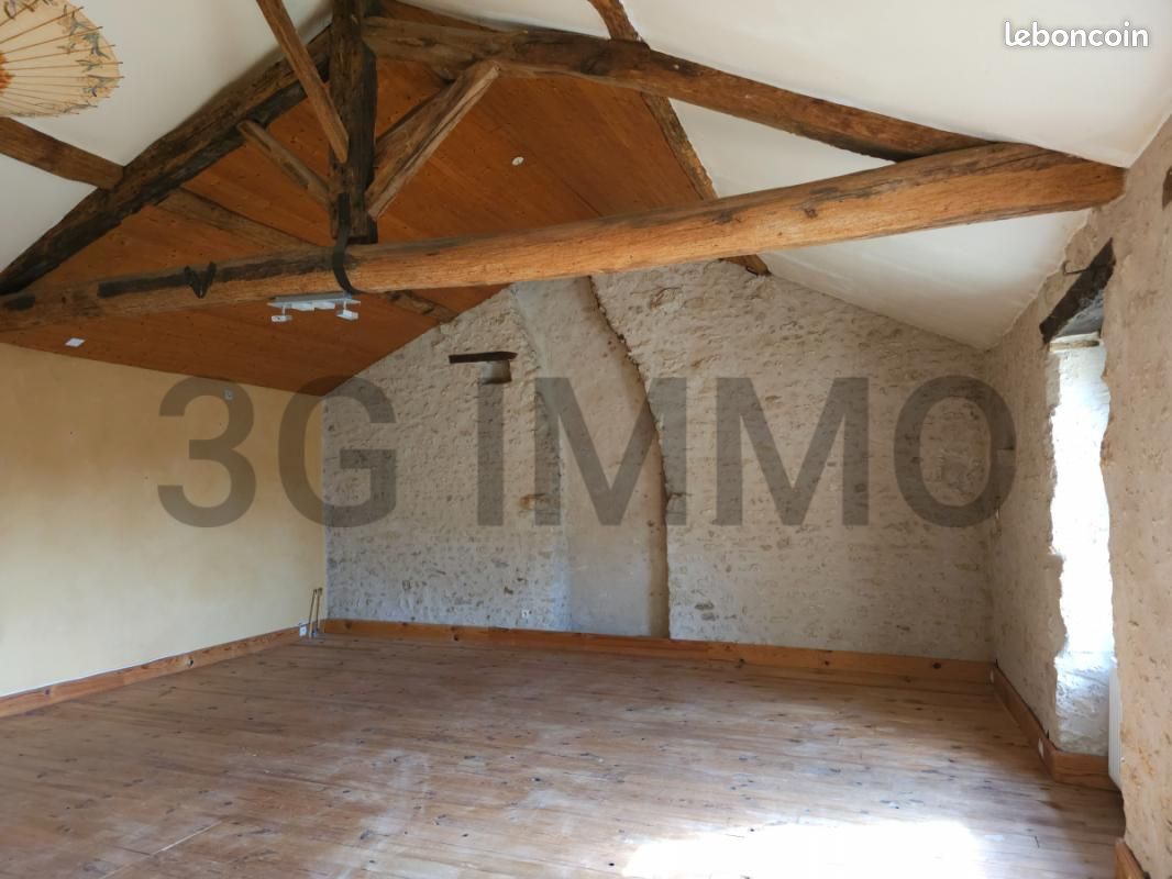 Maison 4 pièces 141 m² - Thénezay 79390 (image principale 6)