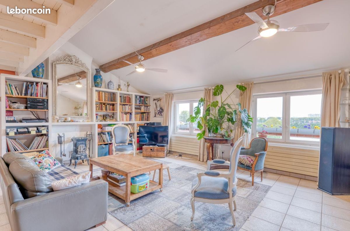 Appartement 6 pièces 182 m² · à Caluire-Et-Cuire · 182 m² · 410 000 €