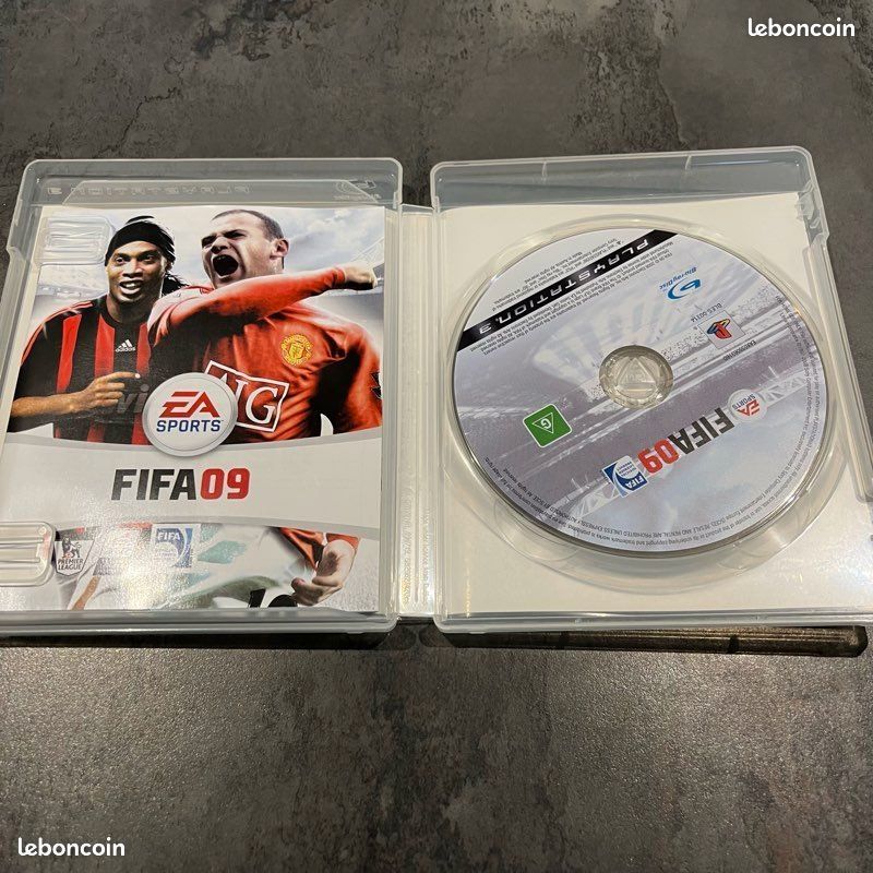 Jeu FIFA 09 PS3 Version PAL FR - Complet Avec Boîte Et Notice (CIB) - Bon état - Par Floto Games