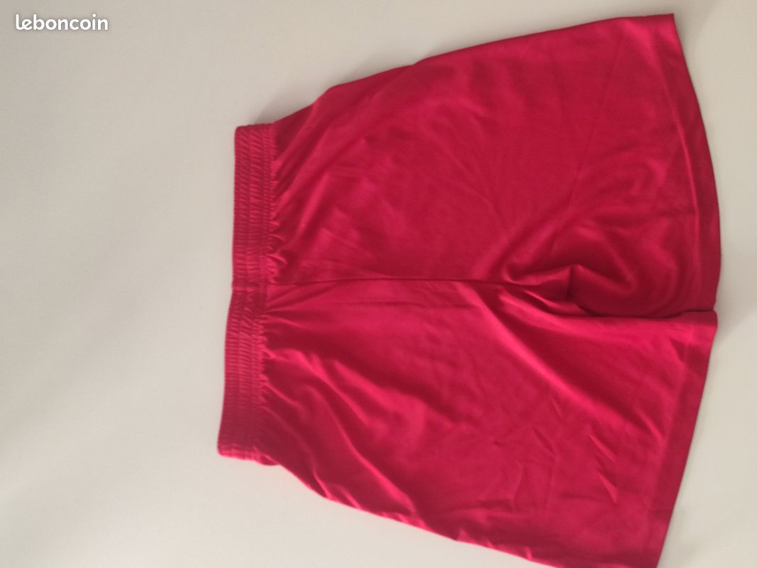 Short basket court rouge Pro Touch taille 10/12 ans (image 1)