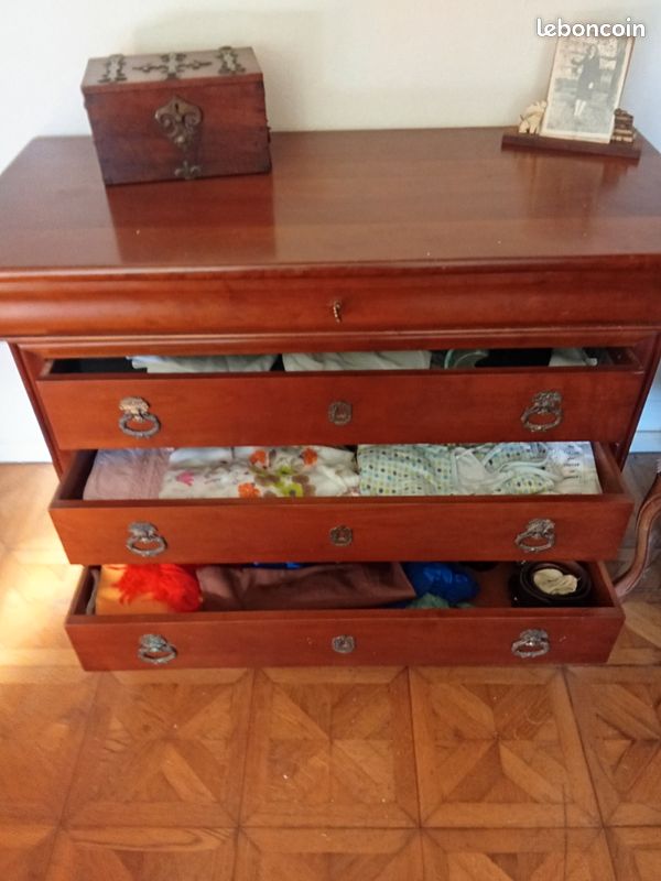 Commode merisier massif style Louis Philippe (image 3)