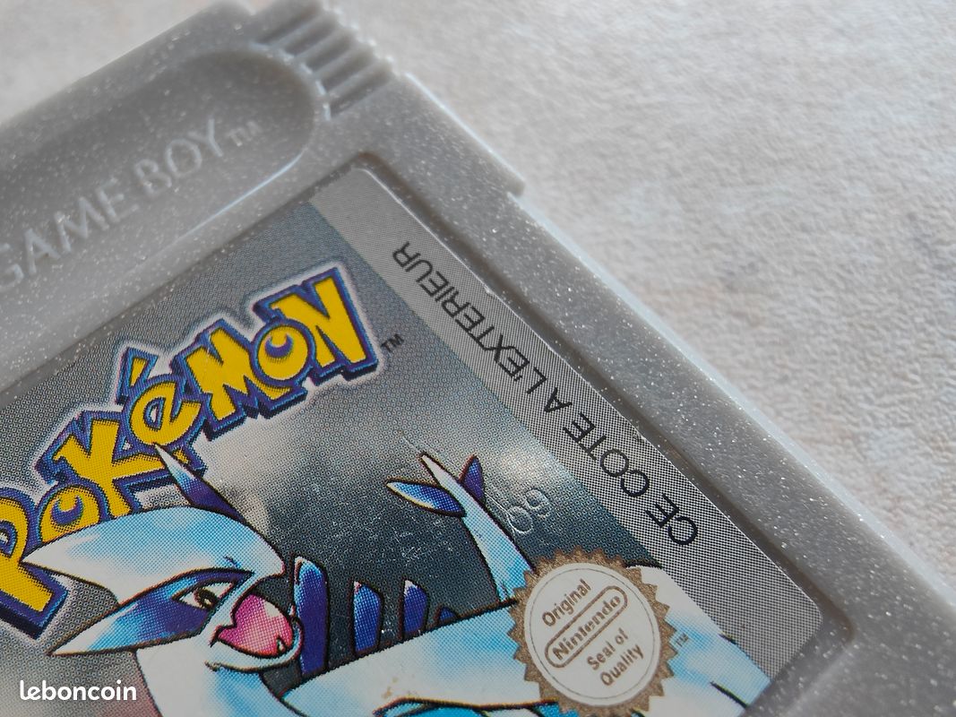 [VENDU] GameBoy Color - Pokémon version Argent (image 2)