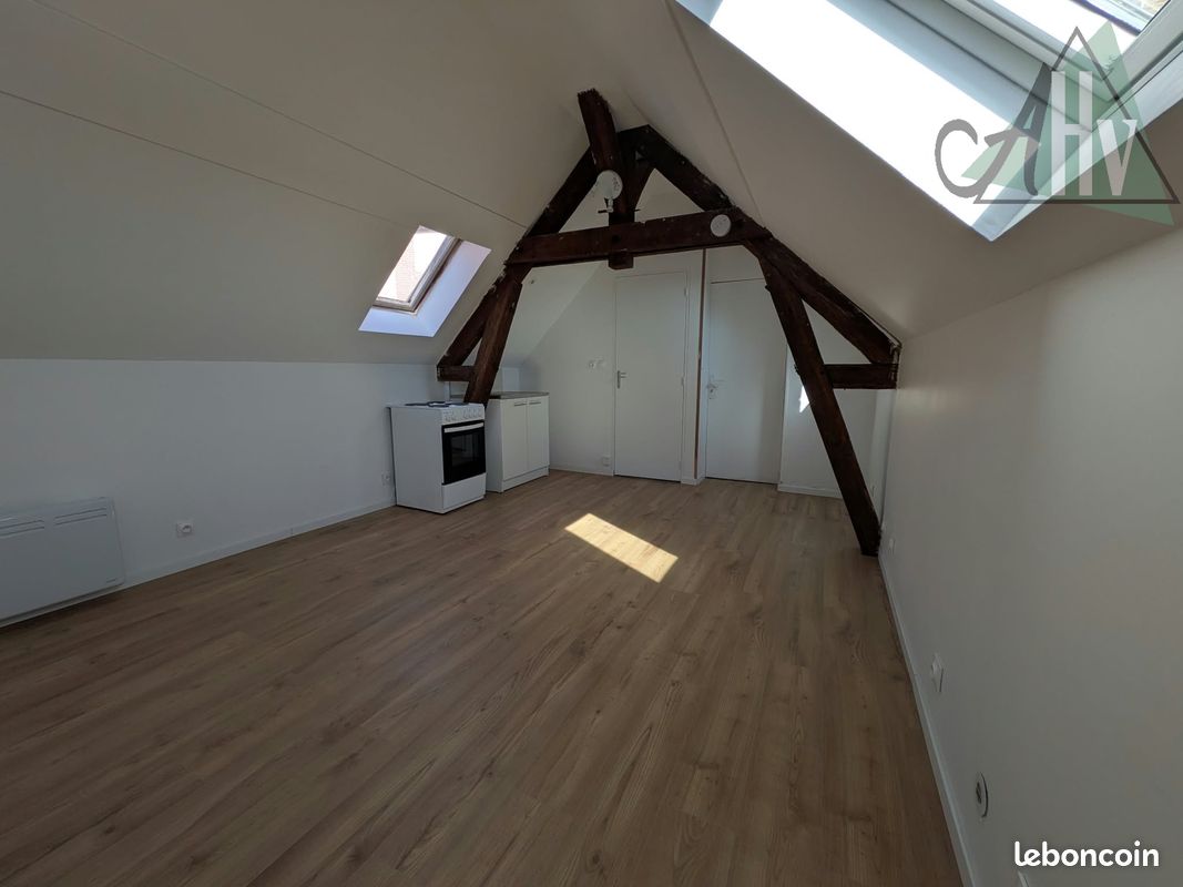 Appartement 1 pièce 17 m² · à Romilly-sur-Seine · 17 m² · 335 €/mois