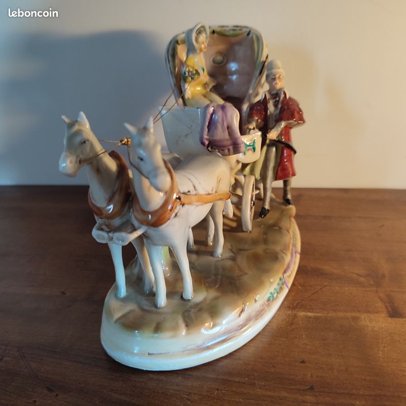 Figurine Porcelaine Allemande Gräfenthal - Calèche et Chevaux (RDA) (image 3)